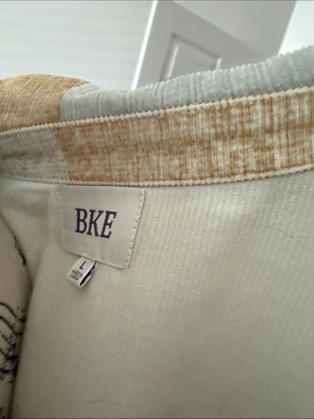 BKE Pastel Multi-Stripe Jean Jacket in Cream, Tan & Blue-Green - Picture 4 of 5